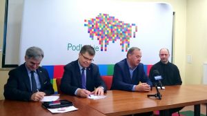 Uroczyste podpisanie umów w Urzędzie Marszałkowskim Województwa Podlaskiego