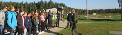 Zajęcia na poligonie wojskowym